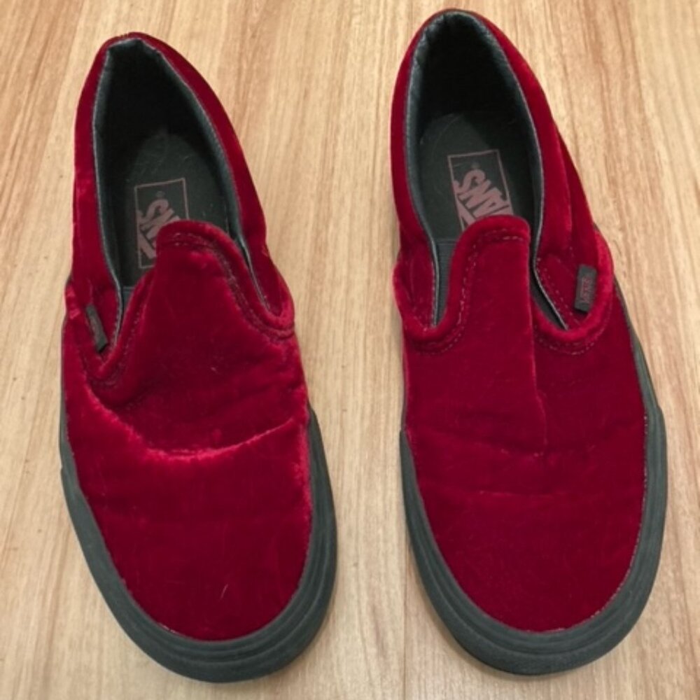Red Velvet Vans 7.5/9